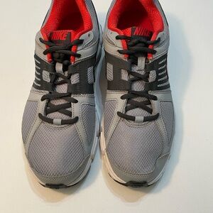 Nike  Downshifters Gray and Red Running Sneakers Size 9 SB-B2